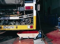 Motorreinigung und Chassisreinigung 1 Motor- und Chassisreinigung