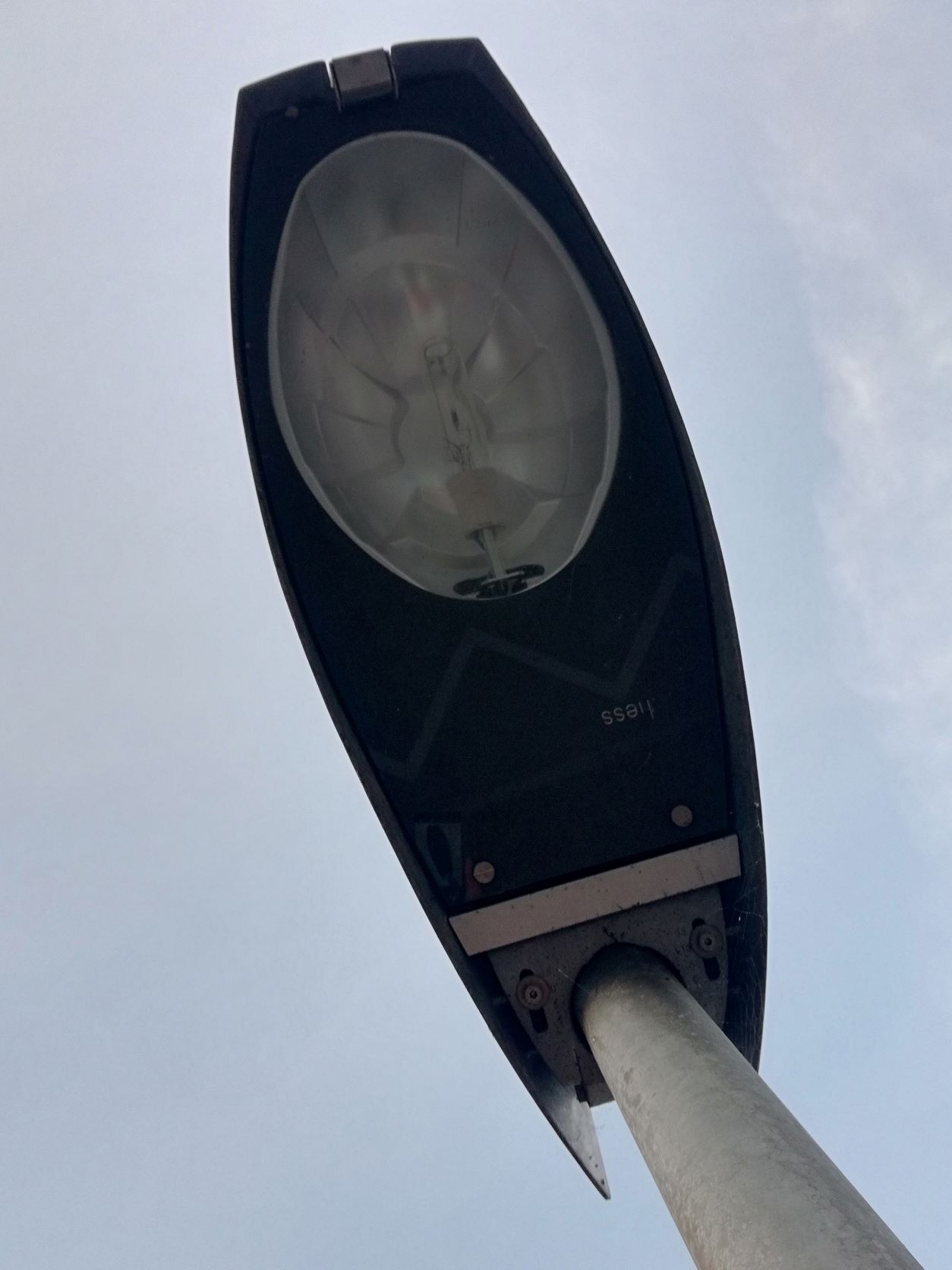 Reinigung von Straßenlaternen 2 Strassenlampe, Straßenlampe, Straßenlaterne, komplex, antik, altmodisch, reinigen