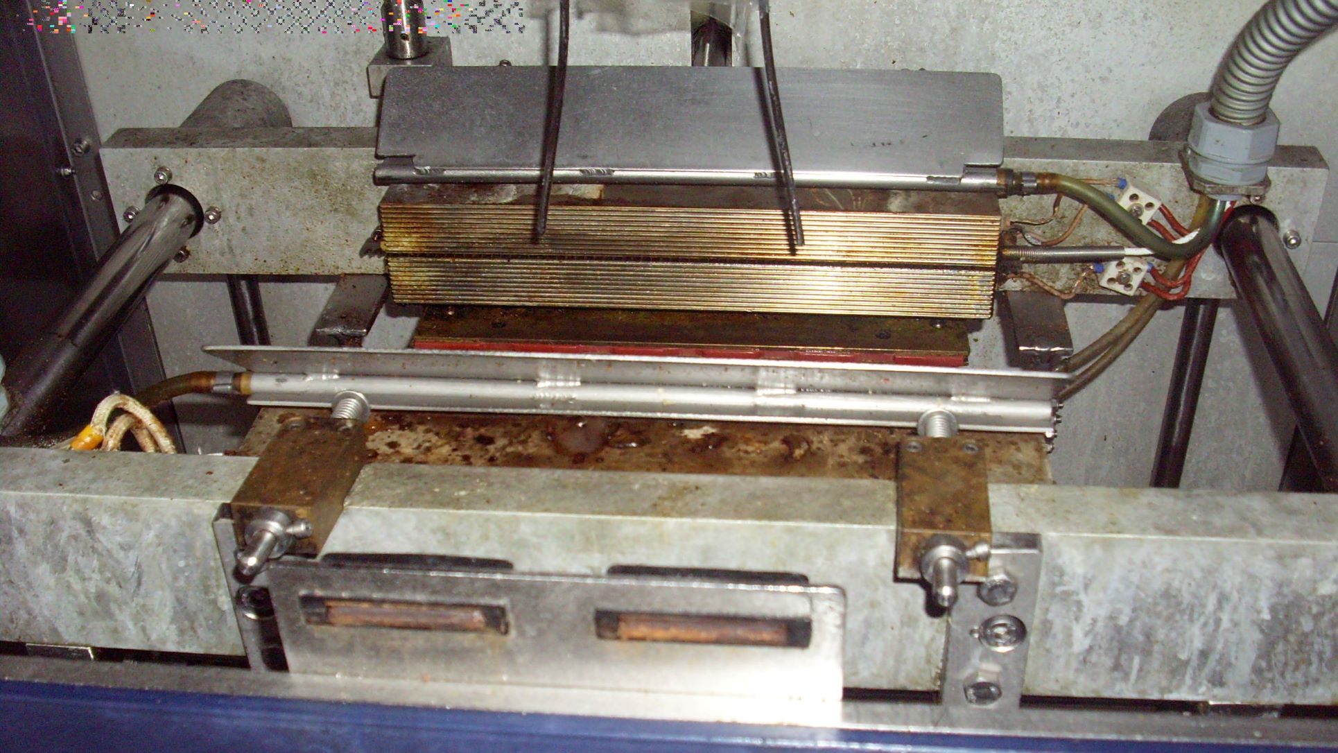 Reinigung in der Pasta- und Nudelherstellung 2 Verpackungsmaschine, Nudelherstellung, Nudelproduktion, Frischnudeln herstellen, Trockennudeln herstellen, produzieren, Maschinen reinigen, putzen