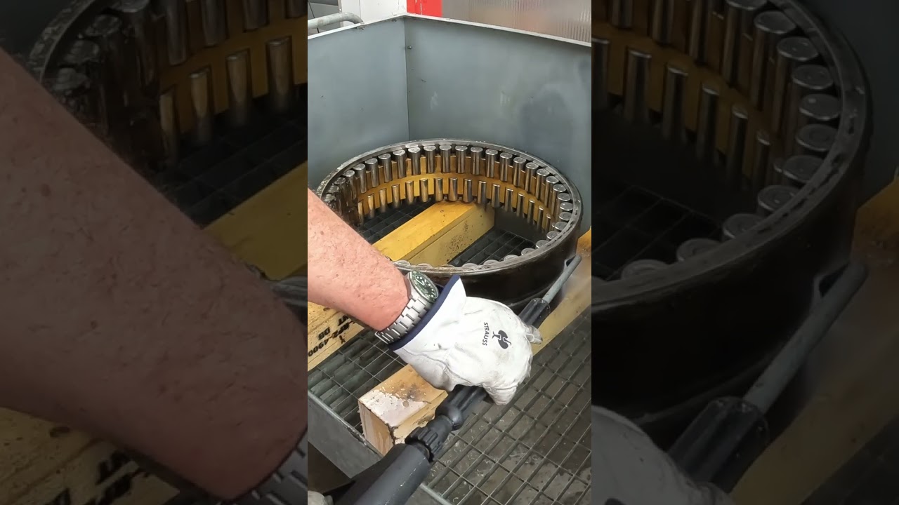Videos 7 Reinigung eines Wälz- bzw. Rollenlagers